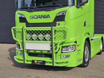 S770 V8 / 6X4 / FULL AIR / RETARDER /